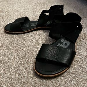 Sorel Ella sandal